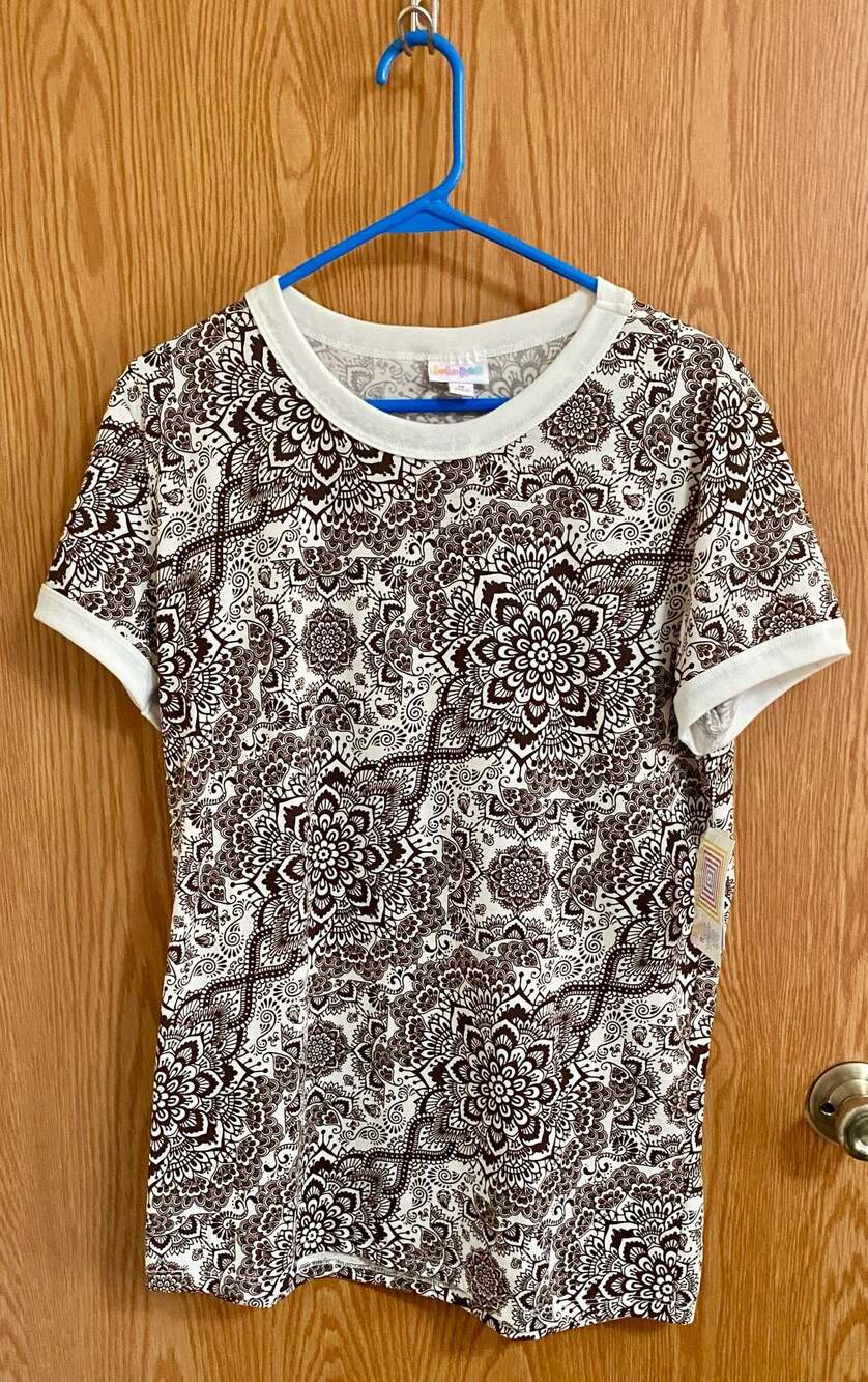 LuLaRoe Liv Brown and White Mandala Print Short Sleeve Ringer T-Shirt Size M - Picture 1 of 6